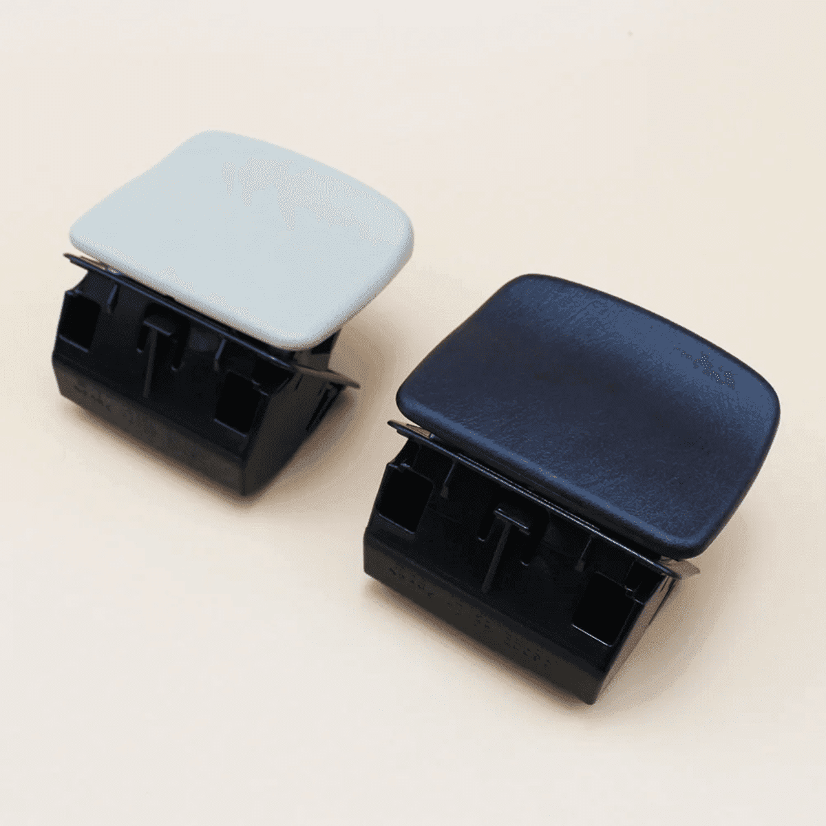 토요타 코롤라 & RAV4 차량용 후면 애쉬트레이 – 블랙 또는 베이지 색상, 2001-2013 모델 호환